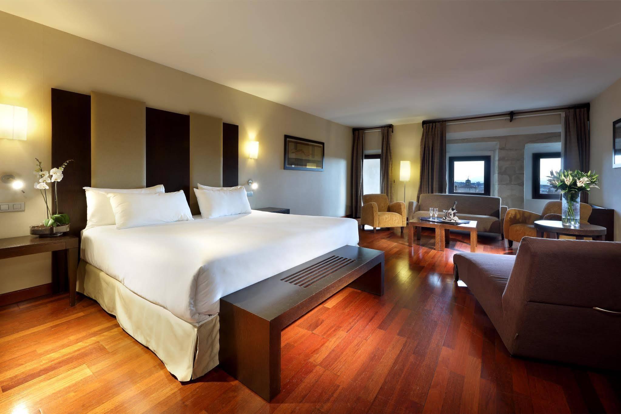 Eurostars Palacio De Santa Marta Трухильо Экстерьер фото