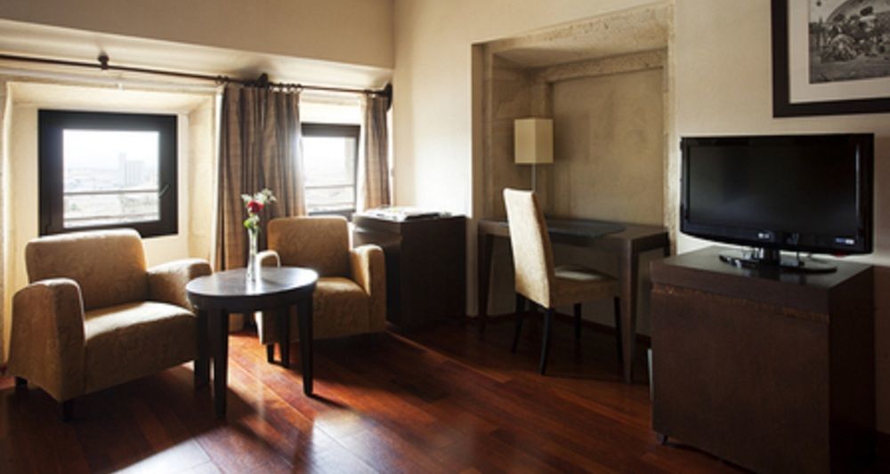 Eurostars Palacio De Santa Marta Трухильо Экстерьер фото