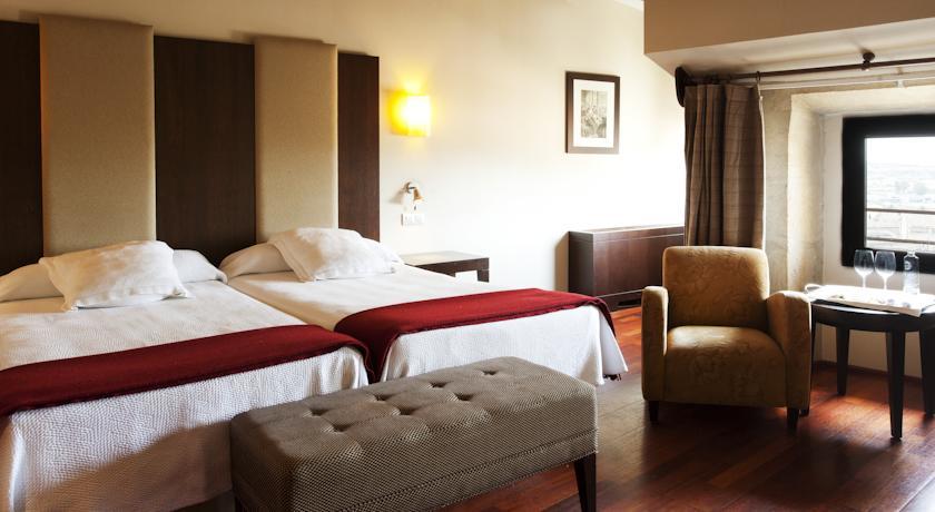 Eurostars Palacio De Santa Marta Трухильо Экстерьер фото
