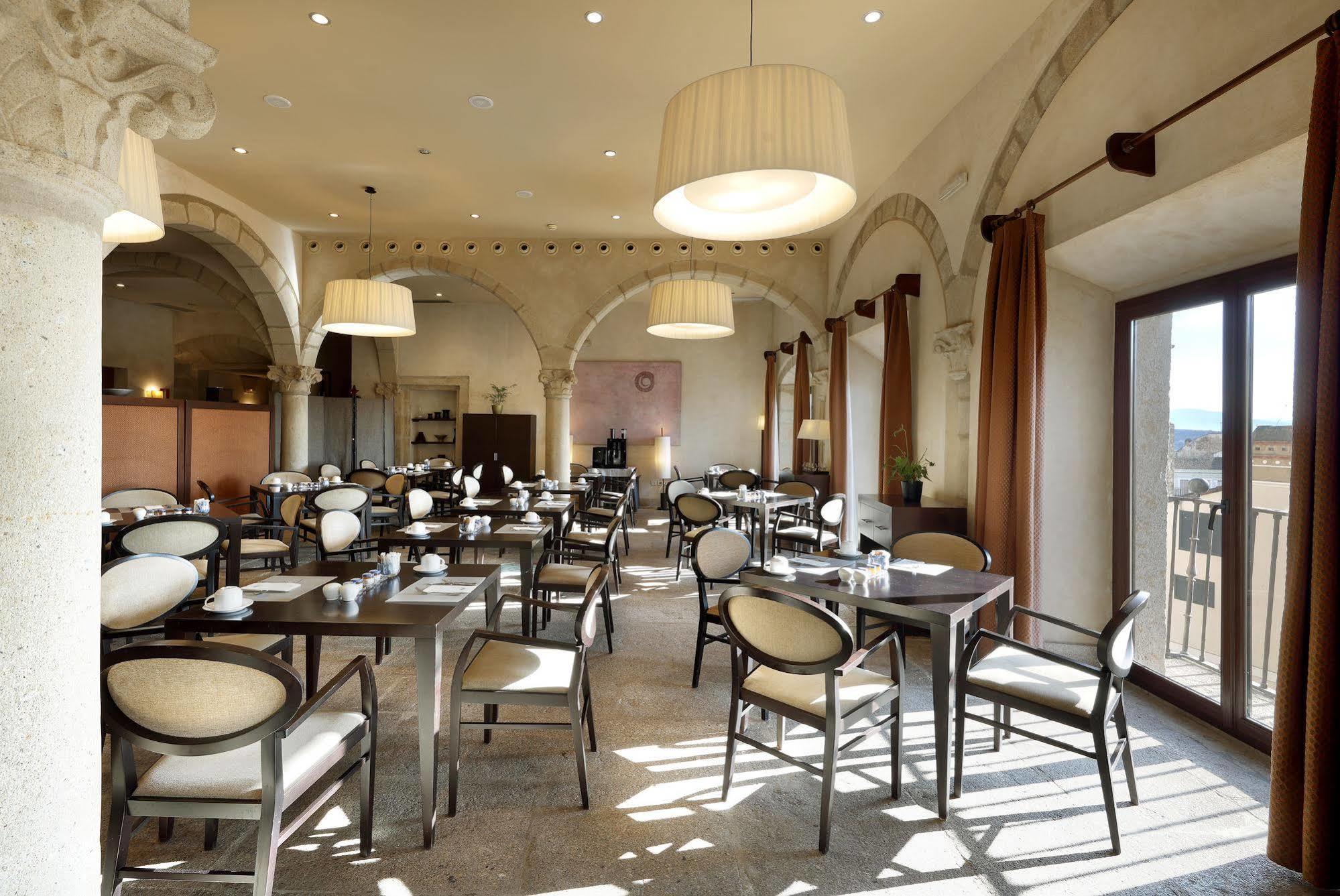 Eurostars Palacio De Santa Marta Трухильо Экстерьер фото